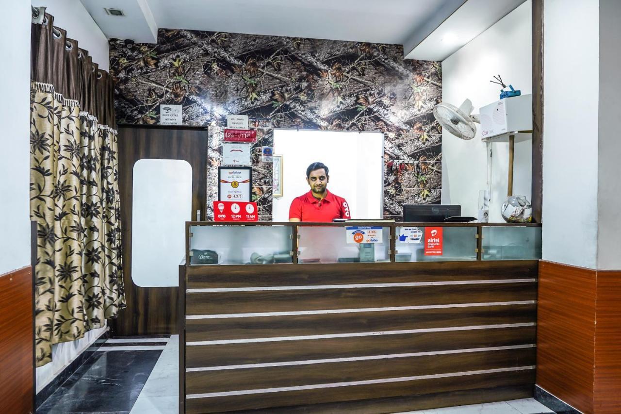 Oyo 18895 Hotel Kartikay Grand Hisār Esterno foto