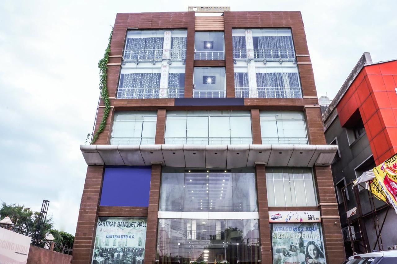 Oyo 18895 Hotel Kartikay Grand Hisār Esterno foto